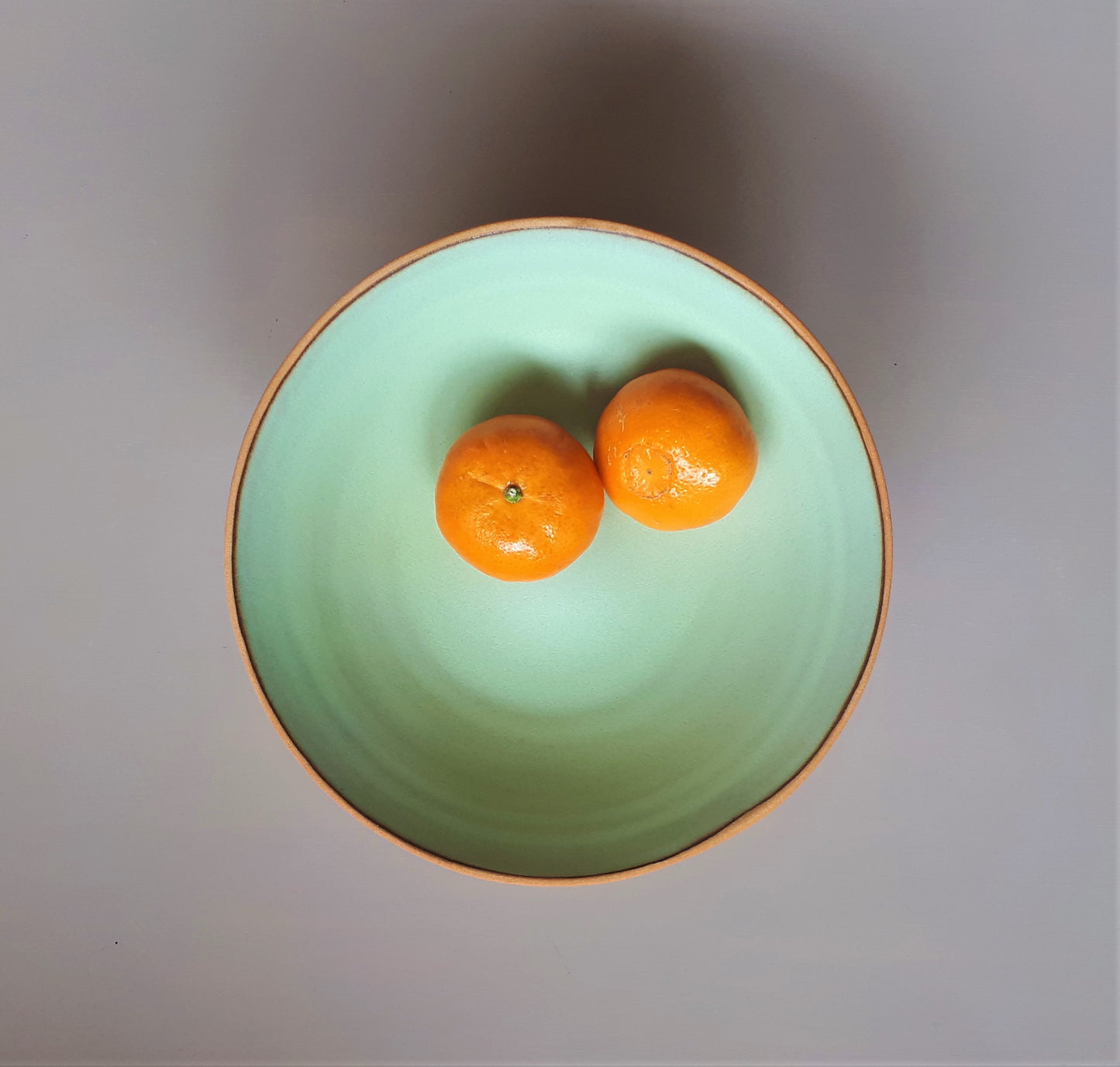 Coupe à fruits en grès roux