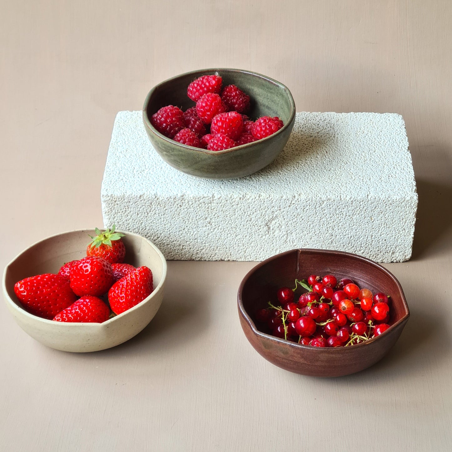 trios de bols pour présenter apéritifs, fruits ou autre