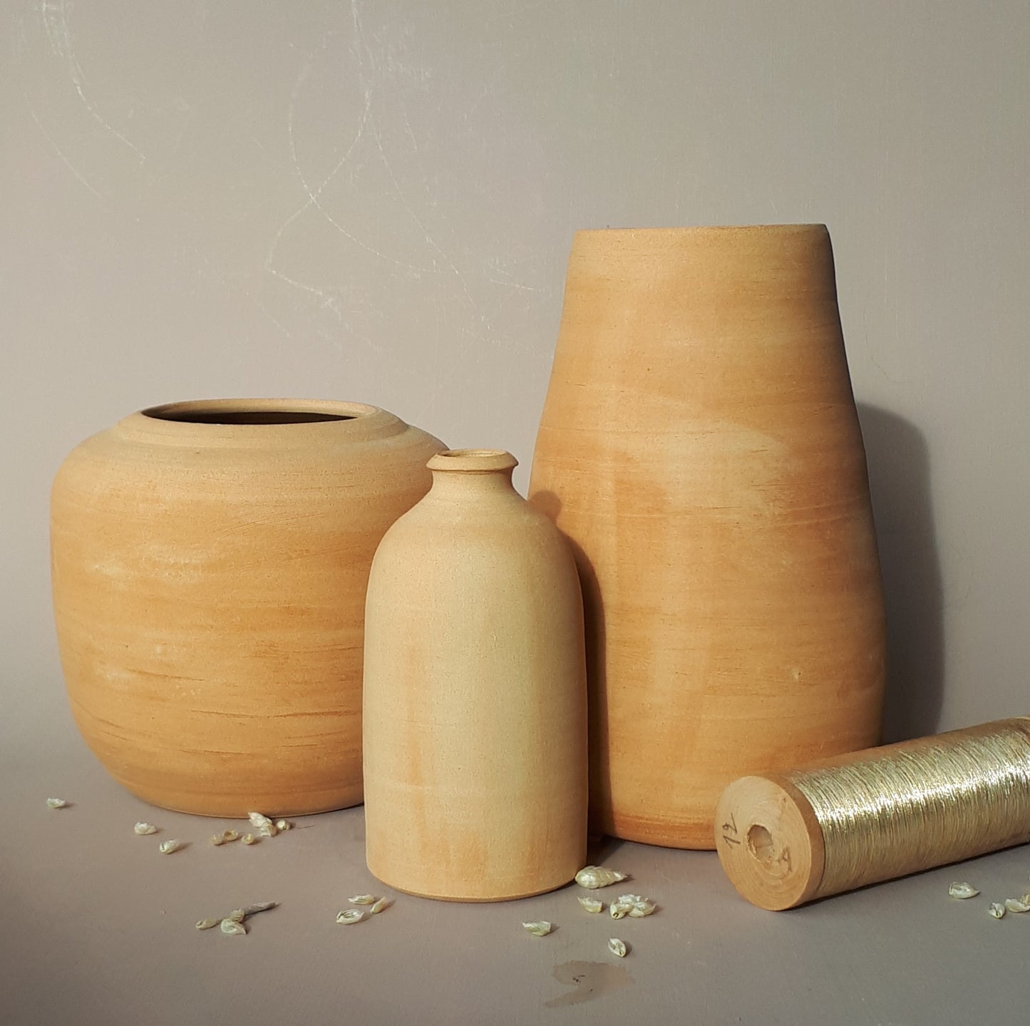 Vase en grès roux