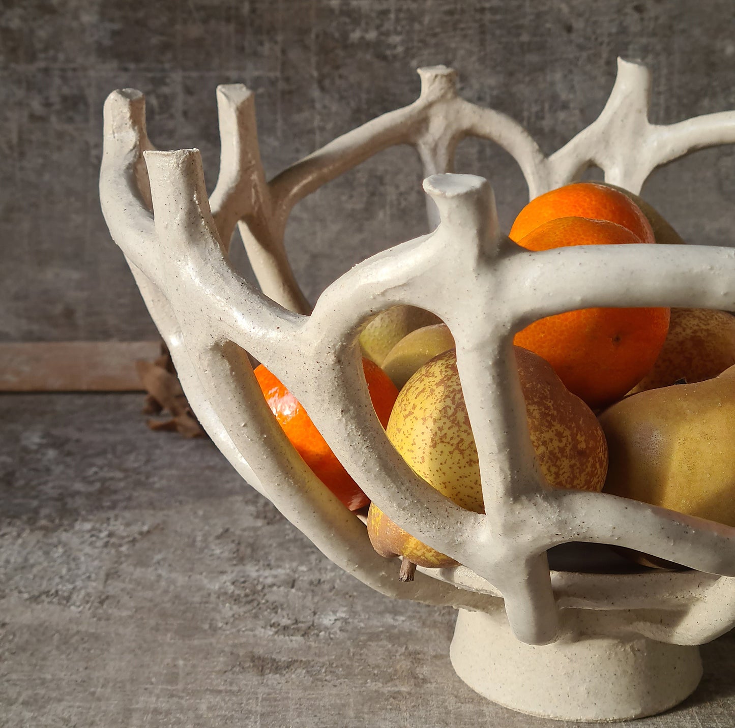 coupe à fruits design branchages en céramique