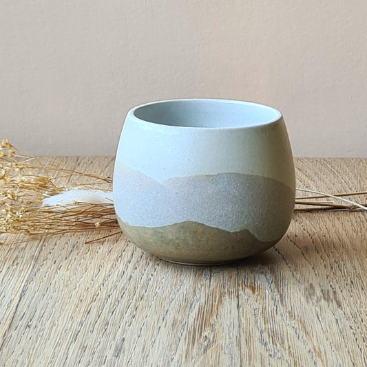 mug aux formes arrondies, superposition d'émail