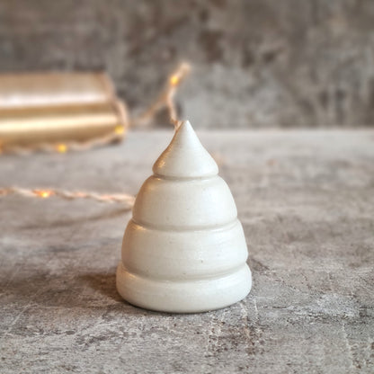 Sapins décoratifs en grès – plusieurs tailles et coloris