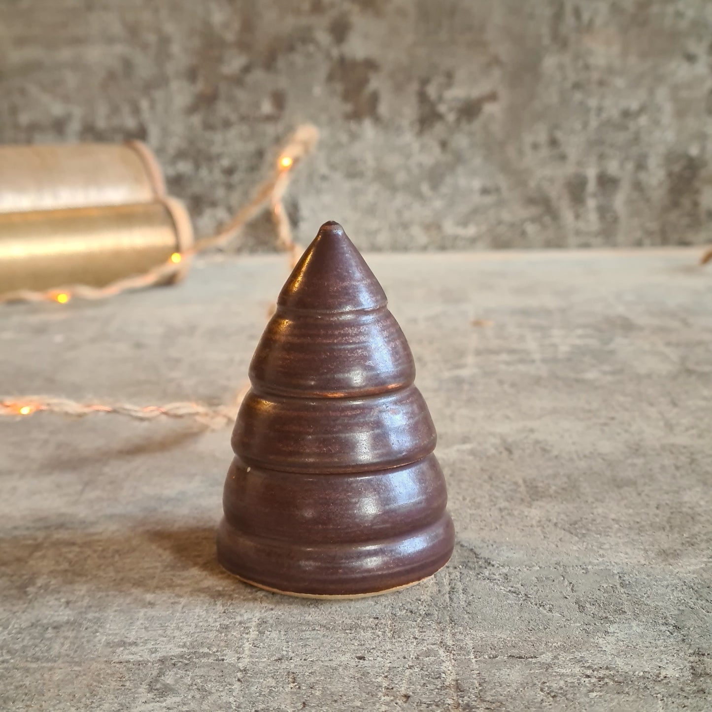 Sapins décoratifs en grès – plusieurs tailles et coloris