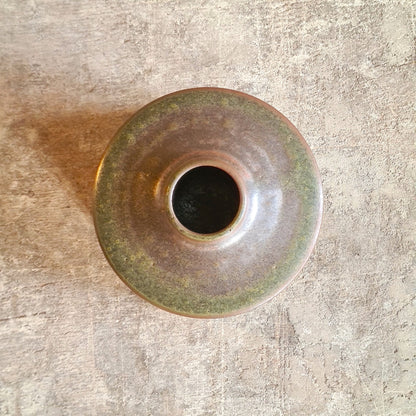 vase en grès avec émail flammé